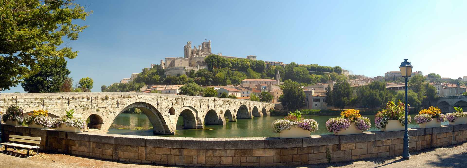 Location de véhicule - BEZIERS