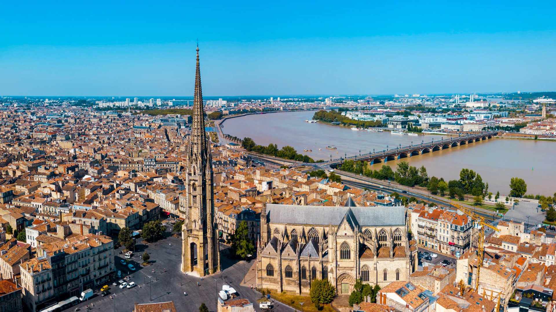 Location de véhicule - BORDEAUX THIERS