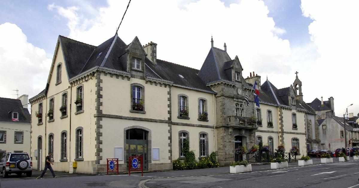 Location de véhicule - LESNEVEN