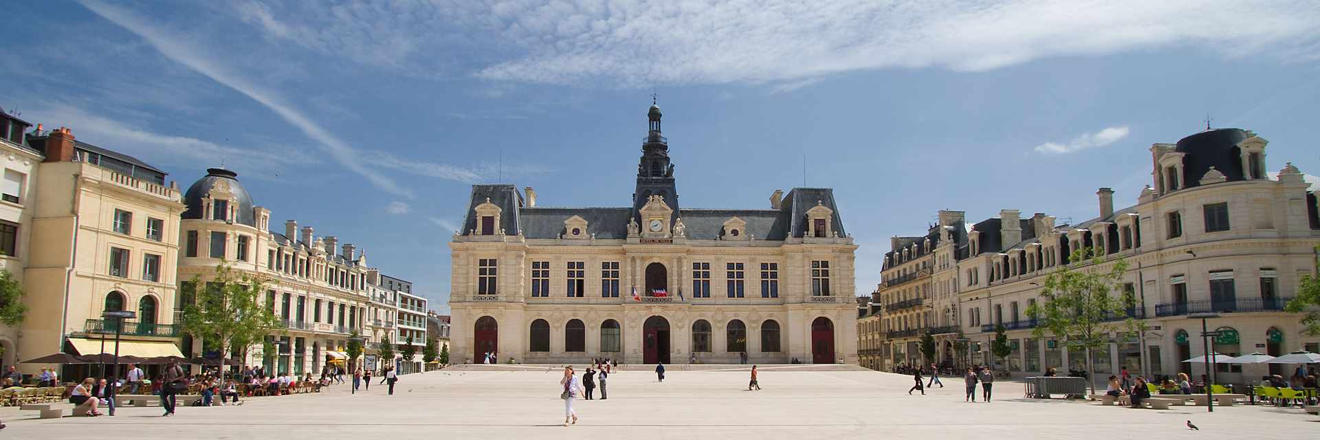 Location de véhicule - POITIERS