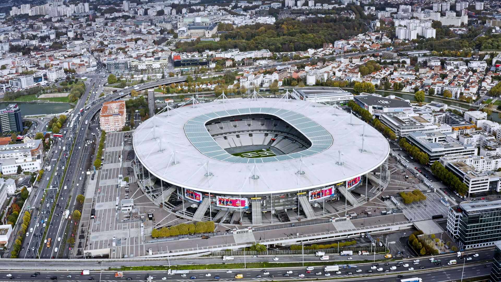 Location de véhicule - SAINT DENIS - STADE DE FRANCE