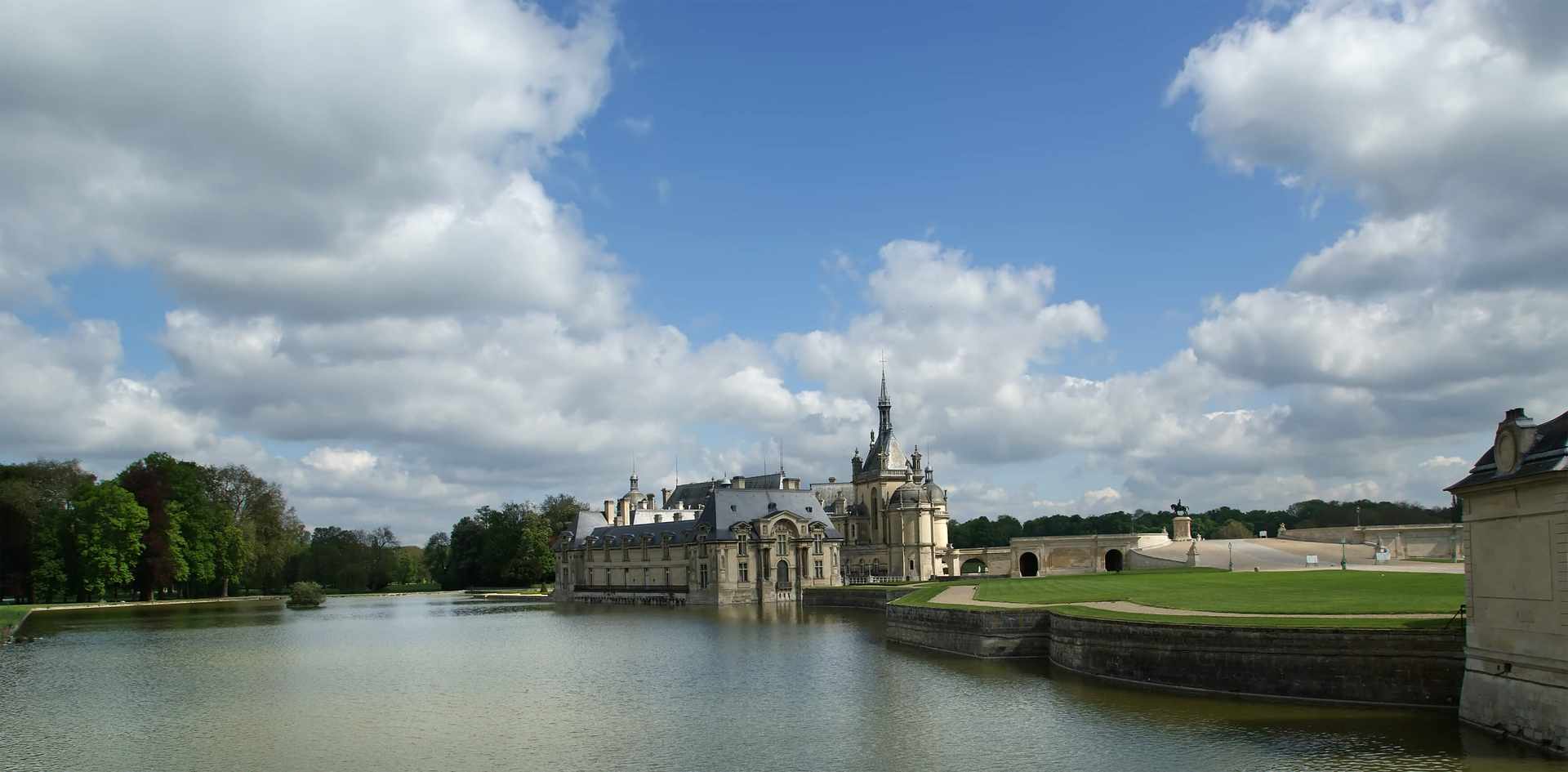 Location de véhicule - SAINT MAXIMIN